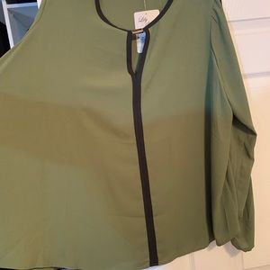 Plus size dressy blouse